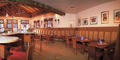 Essen-gehen - Gerichte: Antipasti - Cafeteria Tirolino - Eni Tankstelle - Trofana Tyrol - Trofana Tyrol - Wirtshaus und Erlebnisdorf
