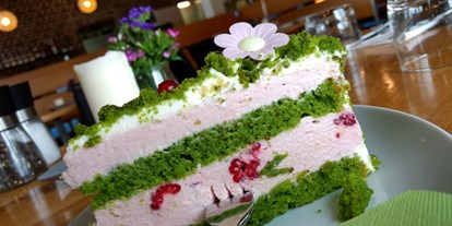 Essen-gehen - rollstuhlgerecht - Willich - Grüne Torte, Kaffee & Kuchen - Restaurant Landwirtschaft
