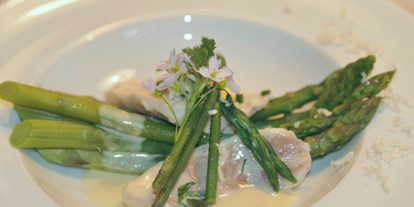 Essen-gehen - Gerichte: Fisch - Forellenfilet mitSpargel - Erzbergbräu