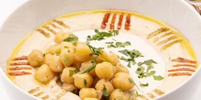 Essen-gehen - Gerichte: Fisch - Hummus mit Tahini und Kichererbsen - Restaurant Feinberg's