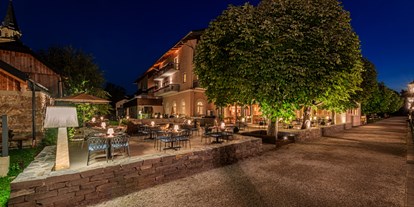 Essen-gehen - Berndorf bei Salzburg - Abend auf der Seeterrasse, Restaurant lustreich (Foto:Achim Meurer) - Seewirt Mattsee