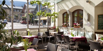 Essen-gehen - Sitzplätze im Freien - Salzburg - Hotel - Restaurant zum Hirschen
