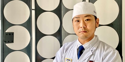 Essen-gehen - Mahlzeiten: Catering - Inhaber und Chefkoch Masanori Takase - Sushi Bistro Byakko