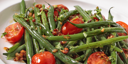 Essen-gehen - Gerichte: Gegrilltes - Salzburg - Seenland - Grüne Fisolen mit Tomaten - Levantine taste