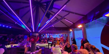 Essen-gehen - Live Musik abends - Salzburg - Après Ski in der Arlhof-Lounge - Arlhofhütte