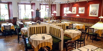 Essen-gehen - Mahlzeiten: Nacht-Küche - Salzburg - Unser Restaurant von innen. - Ristorante Pizzeria Toscana