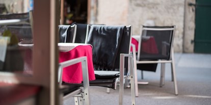 Essen-gehen - Art der Küche: italienisch - Im Cafe mit dem kleinen Gastgarten genießen Sie Espresso oder Cappuccino von Illy.
Foto © Thomas Genser - Fasties food, wine & coffee