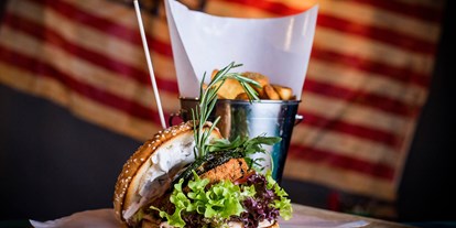 Essen-gehen - Gerichte: Burger - Salzburg-Stadt Riedenburg - Burger - Daimlers Bar & Late-Night-Grill