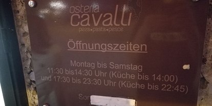 Essen-gehen - Gerichte: Pizza - Tennengau - Die Öffnungszeiten der Osteria Cavalli (Stand 2017) - Osteria Cavalli