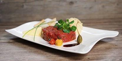 Essen-gehen - Art der Küche: international - Beef Tartare - Restaurant im Hotel Glocknerhof
