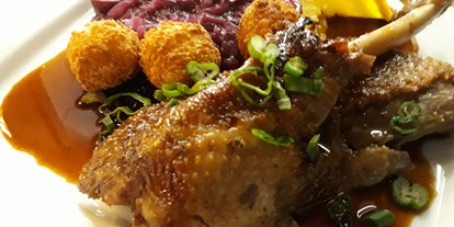 Essen-gehen - Gerichte: Fisch - Traditionelles Gans´lessen im November - Cafe Restaurant Paradiso