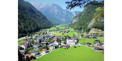Essen-gehen - Gerichte: Schnitzel - Salzburg - Naturpark und Bergsteigerdorf Weißbach bei Lofer - Landgasthof Seisenbergklamm
