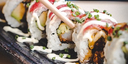 Essen-gehen - Gerichte: Sushi - Wien - Surf & Turf Roll - IkI Restaurant