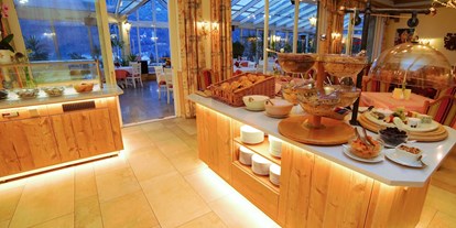 Essen-gehen - Ambiente: gehoben - Österreich - Frühstücksbuffet - Restaurant im Hotel Glocknerhof