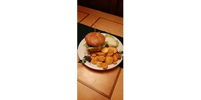 Essen-gehen - Ambiente: traditionell - Deutschland - Burger gibt es auch - manchmal
12.90 € - SophienBäck