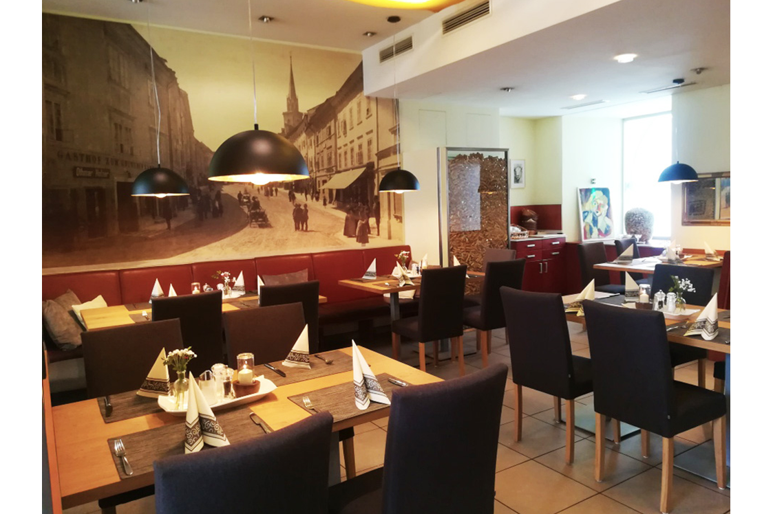 Restaurant: Gemütlich essen in Villach - Cafe-Restaurant Goldenes Lamm