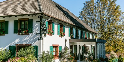 Essen-gehen - Preisniveau: €€€ - Schwarzwald - Außenansicht des Hauses  - Hotel Restaurant Krone Wiechs
