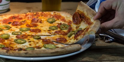 Essen-gehen - Gerichte: Pizza - Mühlviertel - Glorious Bastards