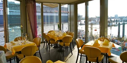 Essen-gehen - Sitzplätze im Freien - Hamburg-Stadt St. Pauli - Restaurant Strickers Kehr Wieder Spitze