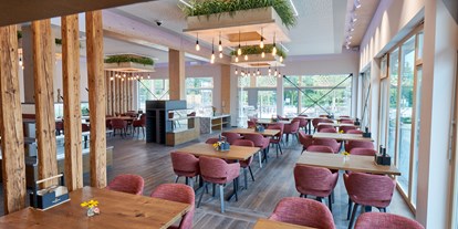 Essen-gehen - Ambiente: modern - Österreich - Unser Restaurantbereich. - HOLZHAUS E1NS Restaurant und Hofladen
