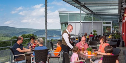 Essen-gehen - Preisniveau: €€€ - Sachsen - Panoramarestaurant Glashaus, Tag, außen - Panoramarestaurant Glashaus