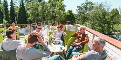 Essen-gehen - Sitzplätze im Freien - Großamberg (Gramastetten, Puchenau) - JKU Teichwerk
