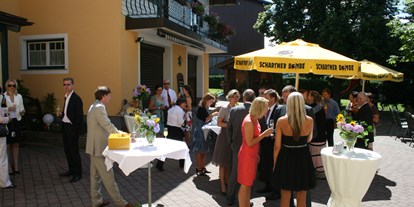 Essen-gehen - Sitzplätze im Freien - Wimpassing (Lengau, Auerbach) - Wirt Weissau