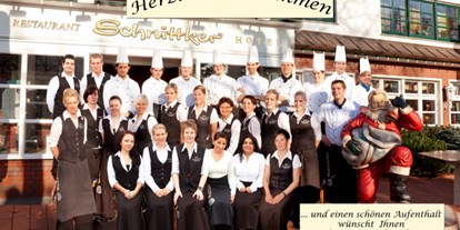 Essen-gehen - grüner Gastgarten - Teutoburger Wald - Hotel-Landrestaurant Schnittker