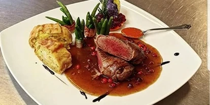 Essen-gehen - Gerichte: Wild - Schladming-Dachstein - Rehfilet im Speckmantel - Hotel Restaurant Loy