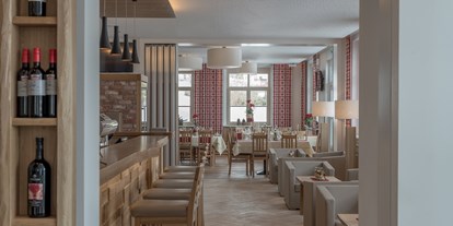 Essen-gehen - rollstuhlgerecht - PLZ 8962 (Österreich) - Bar/Restaurant - Hotel Restaurant Loy