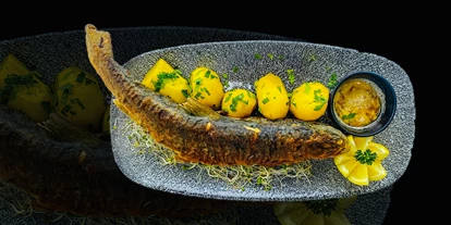 Essen-gehen - Gerichte: Hausmannskost - Höggen - Genießen Sie unsere Saiblinge - fangfrisch Müllerin Art im ganzen gebraten oder auch als Filet - Restaurant Stegerbräu - Radstadt