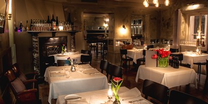 Essen-gehen - Sitzplätze im Freien - Köttmannsdorf - kleiner Restaurantbereich mit bis zu 30 Personen - 151 Bistro Bar
