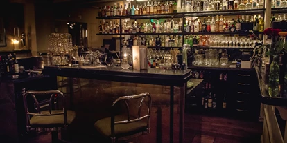 Essen-gehen - Ambiente: gehoben - Höhe - Bar mit Cocktails und Spirituosen - 151 Bistro Bar