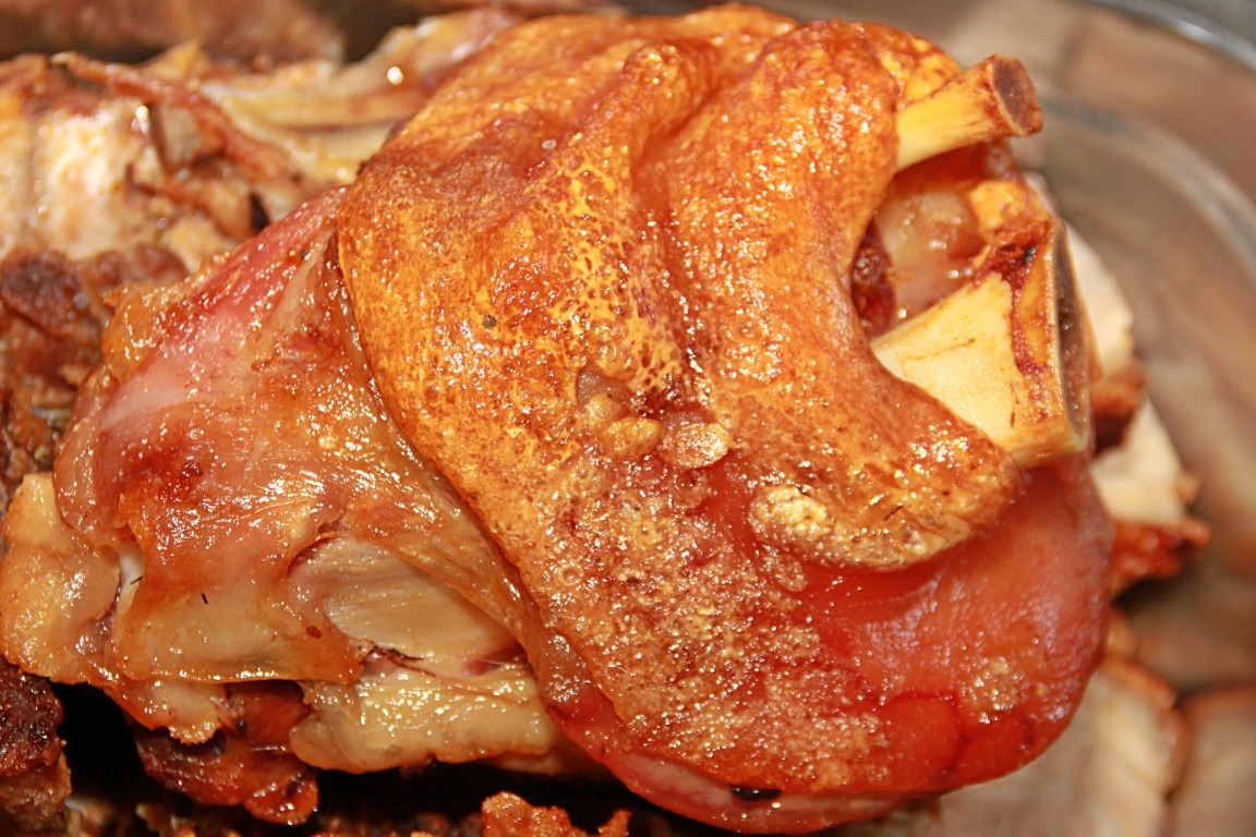 Restaurant - Herzhafte Grillstelze - Wirtin z'Arnreit