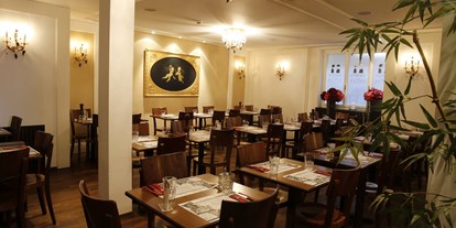 Essen-gehen - Mahlzeiten: Abendessen - Luzern-Stadt (Luzern, Kriens) - Ristorante Pizzeria Weisses Kreuz
