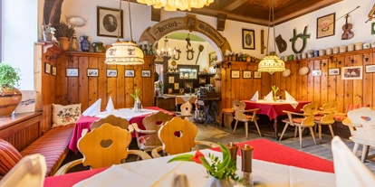 Essen-gehen - Gerichte: Gegrilltes - Oberrabnitz - Gaststube, das Herz des Hauses - Hotel Post - Hönigwirt