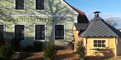 Essen-gehen - grüner Gastgarten - Stockern - Graselwirtin - Waldviertler Traditionsgasthaus