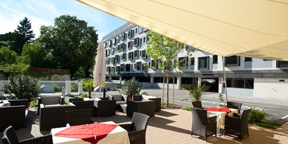 Essen-gehen - grüner Gastgarten - Matzersdorf - Hofgarten - dasGOLD's