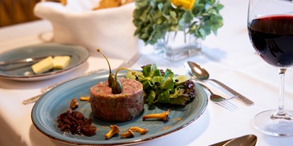 Essen-gehen - Mahlzeiten: Catering - Wienerwald Süd-Alpin - Martineks Beef Tartar Copyright: FeelImage/Matern - HOTEL - GASTHOF MARTINEK