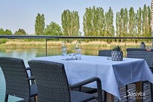 Restaurant - Blick auf den Windradlteich - Südufer