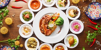 Essen-gehen - Mahlzeiten: Catering - Vorspeisen - Arabesque auf der Rü