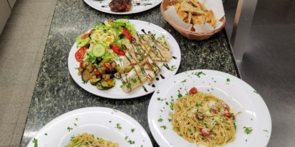 Essen-gehen - Mahlzeiten: Mittagessen - Franken - Restaurant Pizzeria Amara
