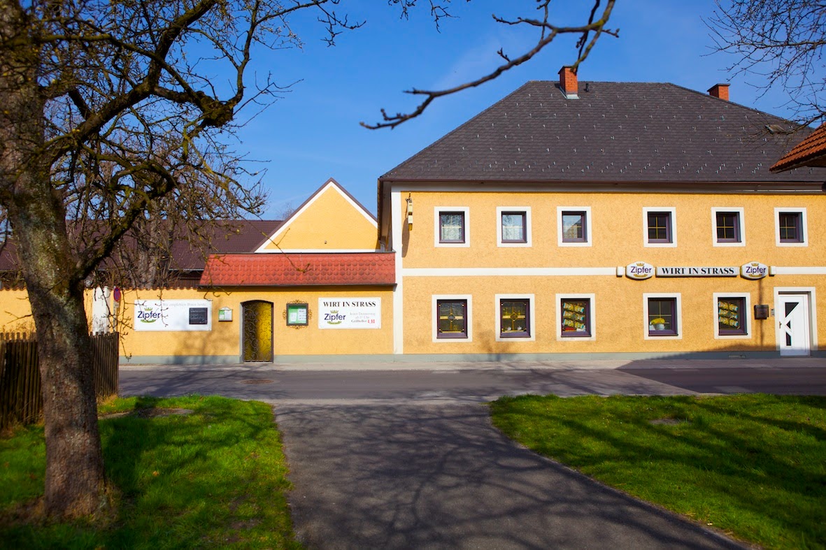 Restaurant - Unser Gasthaus - Gasthaus Wirt in Strass