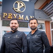 Restaurant - Lokal und Besitzer - PEYMAN