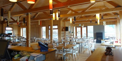 Essen-gehen - Sitzplätze im Freien - Niederösterreich - Seegasthaus Ötscher-Basis