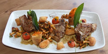 Essen-gehen - Gerichte: Gegrilltes - PLZ 4521 (Österreich) - Saisonale Gerichte vom Bauern ums Eck- Kremstaler Junglamm - Schupf'n- das bodenständige Wirtshaus