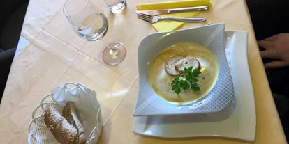 Essen-gehen - Mahlzeiten: Abendessen - PLZ 2604 (Österreich) - La Amalia GmbH