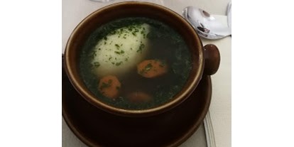 Essen-gehen - Gerichte: Suppen - Wien Landstraße - Grießnockerlsuppe - Beisl in der Sigmundsgasse