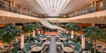 Essen-gehen - Ambiente: klassisch - Wien-Stadt Innere Stadt - Gartencafe am Tag - Garten Café im Vienna Marriott Hotel