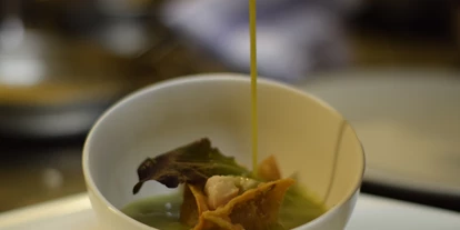 Essen-gehen - Mahlzeiten: Mittagessen - Rauchenwarth - Bärlauch Cremesuppe Van Tan Taschen Asiatisches Gemüse Ziegenkäse - Witwe Bolte